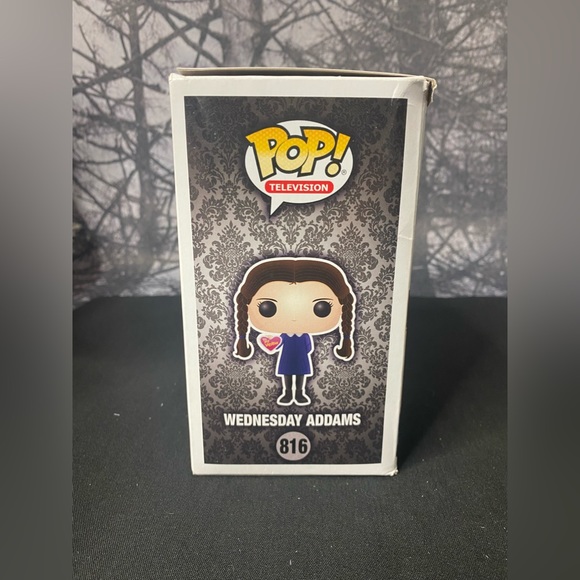 Funko Pop! The Addams Family #816 Wednesday Addams Hot Topic Exclusive - Picture 4 of 4